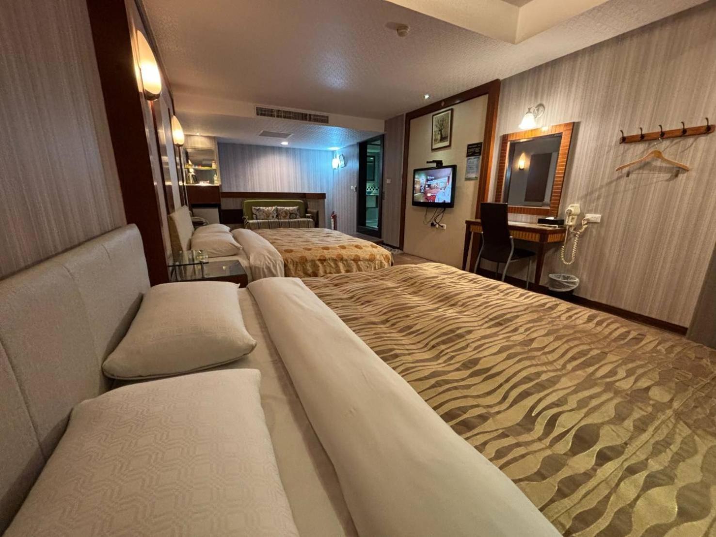 Hua Xiang Motel - Da Chang Kaohsiung Dış mekan fotoğraf