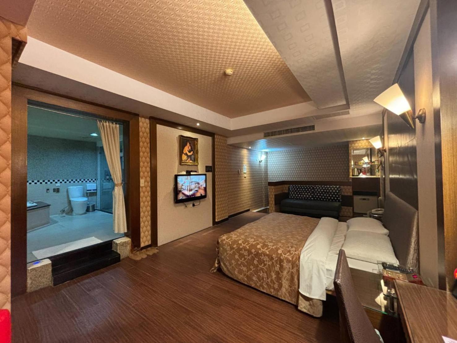 Hua Xiang Motel - Da Chang Kaohsiung Dış mekan fotoğraf