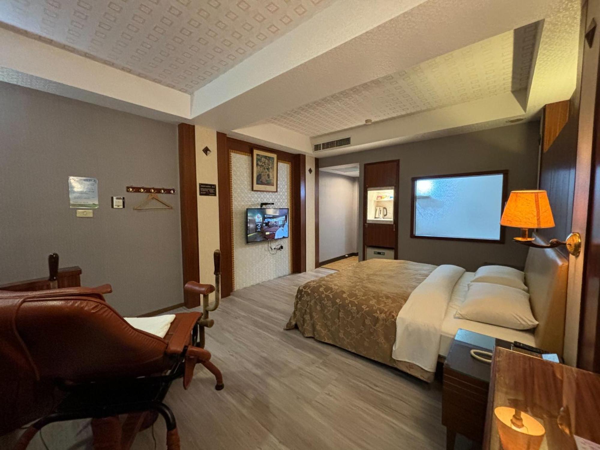 Hua Xiang Motel - Da Chang Kaohsiung Dış mekan fotoğraf